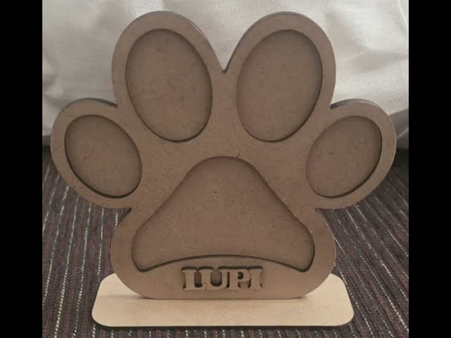 Vídeo relacionado con Umitive Regalo Conmemorativo Personalizado para Mascotas, Llavero con Foto y Nombre, Porta-Pelos, Piel Grabada para la Pérdida de Perro o Gato, Regalo para Amantes de los Animales