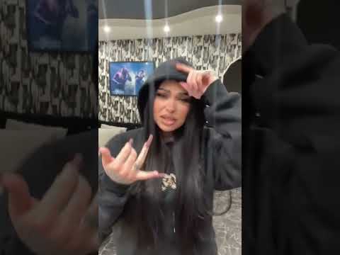 @BaddG vibing u up w this🦄