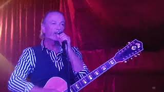 Steve Kilbey &amp; Amanda Kramer - Racing In The Street - The Islington - 23rd March 2019