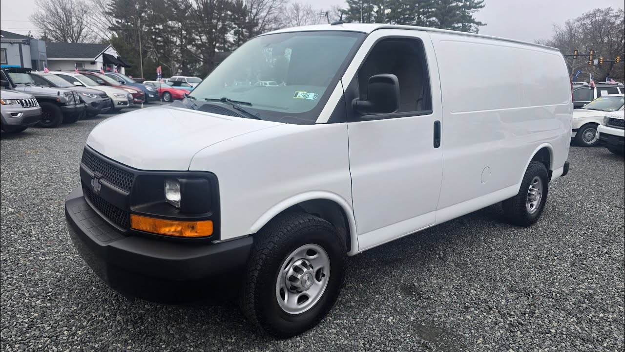 2015 Chevrolet Express 2500 Cargo Van **VERY CLEAN**