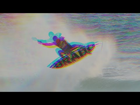 ITALO FERREIRA | 'The Wizard of Supertuboz' doing magic tricks at Peniche 2022.