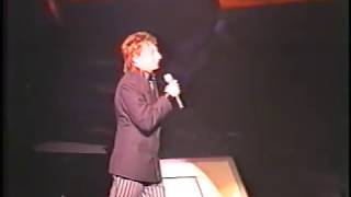 LAS VEGAS 1996 /  Barry Manilow in Vegas