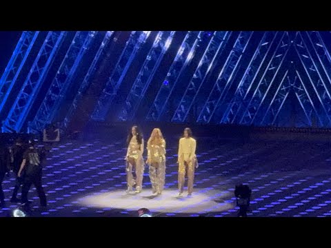 Beyonce : Cowboy Carter : Las Vegas - Final CCT Show (until my phone dies at DC reunion) : 7/26/2025