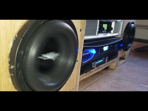 8 Skar 900 watts RMS in My room.