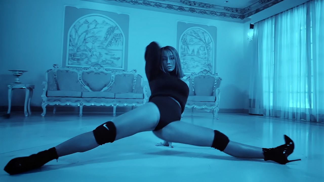 Hyolyn ft. Jooyoung — Layin’ Low