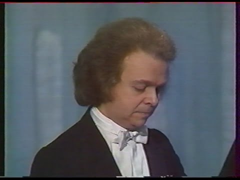 Cyprien Katsaris - Bach: Piano Concerto in D major, BWV 1054