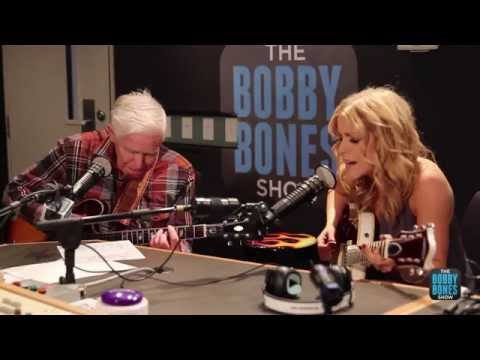 Lindsay Ell Shreds Guitar, Plays Crossroads with 81 Year Old