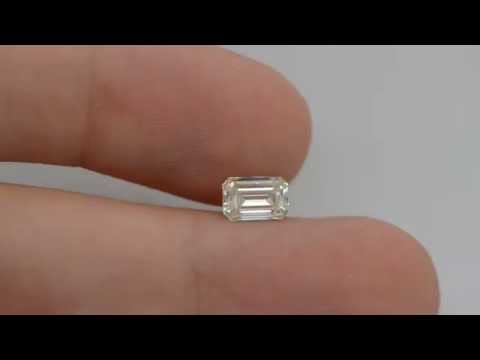 8EC114X5 - Emerald 0.96 Carat H color VS1 Natural loose diamond.