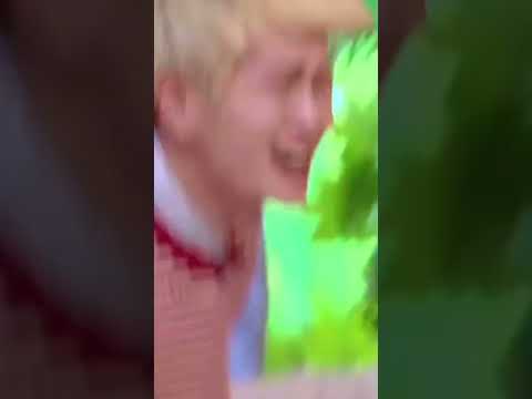 sorry but this is so cute🤣😂😂 #shinee #onew