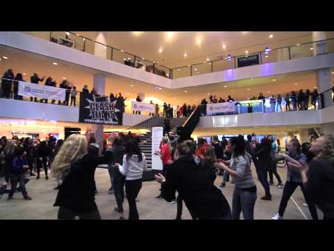 Toucheé Dance Company flashmob stadskantoor Utrecht!