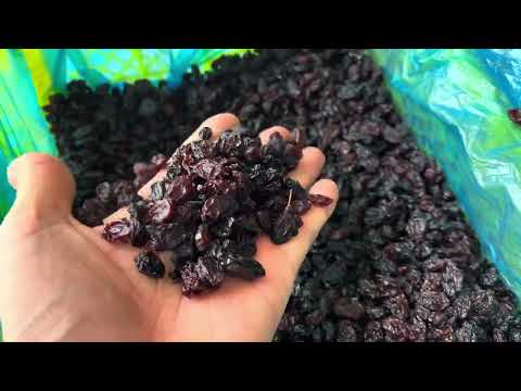 Изюм черно красный, The raisins are black and red, Rodzynki czarno czerwone