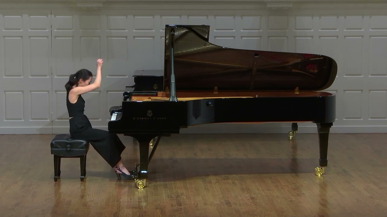 Christine Wu | Beethoven: 33 Variations on a Theme by Diabelli, op. 120