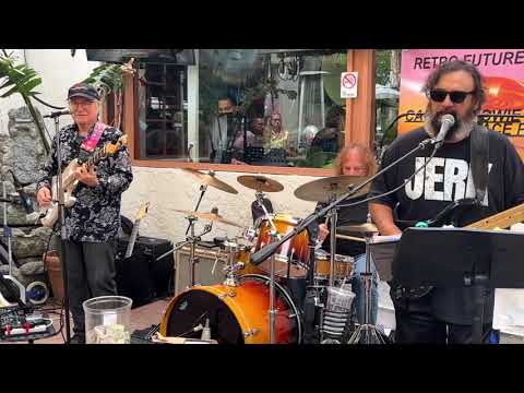 Promotional video thumbnail 3 for Joaquin On Bass