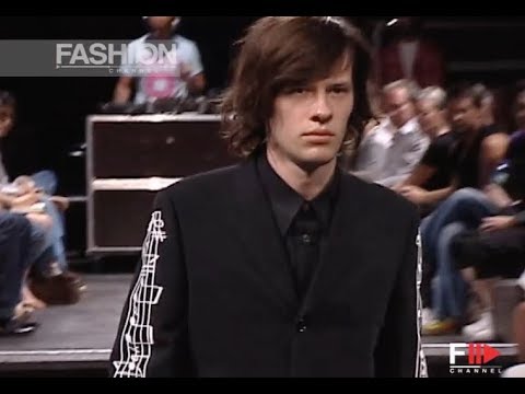 COMME DES GARÇONS Spring Summer 2006 Menswear Paris - Fashion Channel
