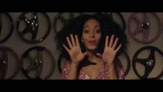 Solange  . Lovers In The Parking Lot