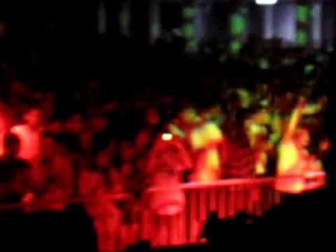 Matt Cerf intro at Atlantis  - LA Shrine - Playing "Serge Devant - Peace"