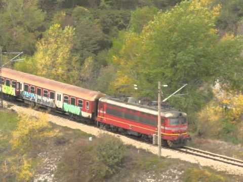 BDZ Series 45 after Cherepish stop (Lakatnik gorge) (28.Oct.2012) - Bulgarian State Railways SlowMo
