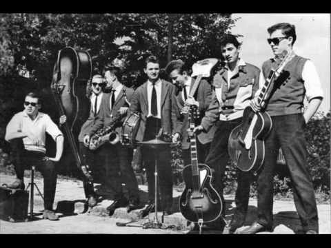 Czerwono Czarni vs Niebiesko Czarni i Helena Majdaniec - Happy End