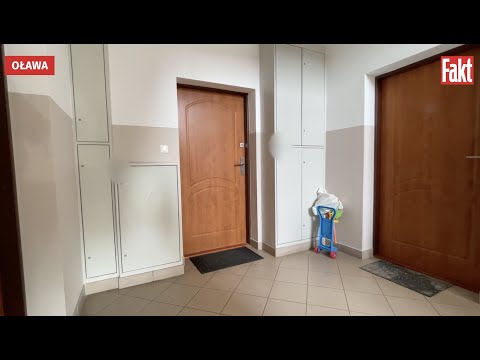 Makabryczna zbrodnia na cichym osiedlu w Oławie! "Ofiara otrzymała kilka ciosów siekierą" | FAKT.PL