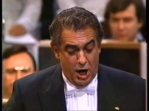 Intermedio. La boda de Luís Alonso. Castañuelas: Lucero Tena