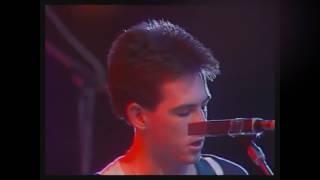 The Cure - A Forest * first ever TV performance Dec 79