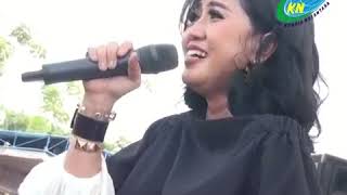 Download lagu TAK SEBENING HATI - ERIE SUZAN NEW PALLAPA TERBARU 2017 LIVE IN KAYU MANIS GRINGSING BATANG mp3