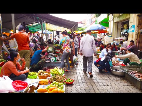 Everyday Life In Cambodian Market - Wet Market In Phnom Penh