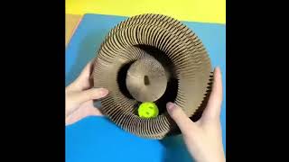 Škrabadlo pre mačky, harmonika z kartónu menšia