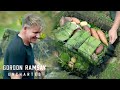 Hāngī Cooking Method Underground Oven Makes Gordon Uncomfortable Gordon Ramsay Uncharted