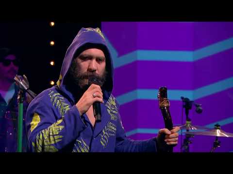 Zespół Łąki Łan wykonuje utwór Lass | Nowa Tonacja w CANAL+