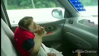 Download lagu Minang Kocak Ibal dan Amel Jalan jalan mp3