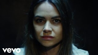 Sarah Walk - Wake Me Up