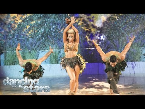 Paige VanZant and Mark Ballas Samba w/Alan (Week 9) | Dancing With The Stars