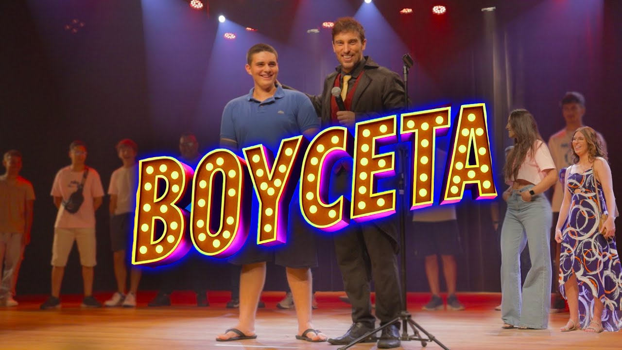 UM MENINE, DUAS INÚTEIS E 1 MÁGICO "KOREANO "