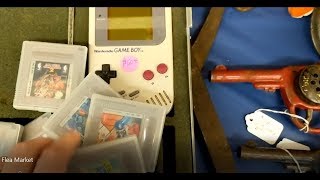 Video Games & Camera Scores at an Antique Show! Gameboy Set, Fire emblem 3DS, Folklore & More!