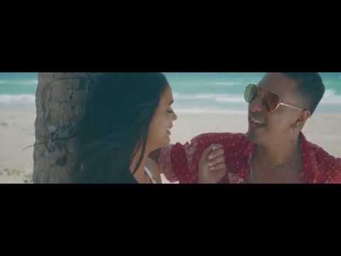 Voigt - Más que amigos [Official Video]