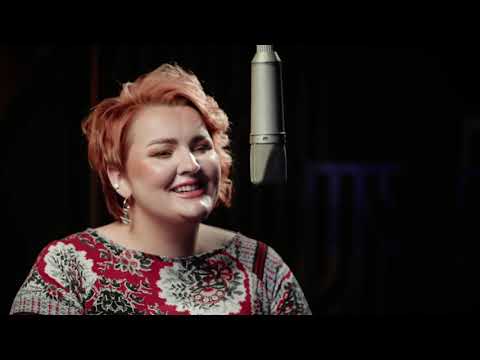 BRONWEN - Ar Ddiwedd Dydd (Live from Fieldgate)