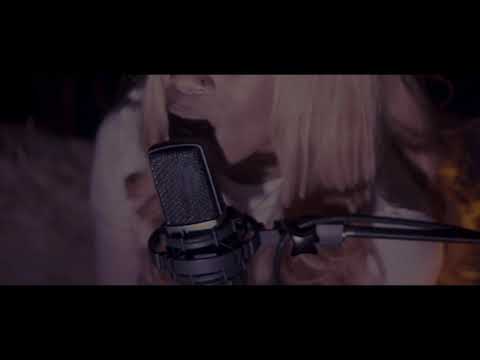 briii unplugged x Stuck Live