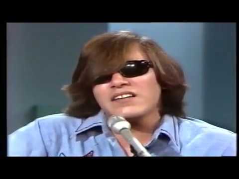 Jose Feliciano on Australian TV 1975 interview & performance
