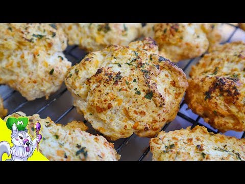 How To Make Red Lobster's Cheddar Bay Biscuits At Home