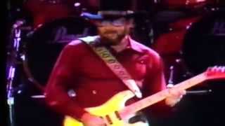 Hank Williams Jr. All My Rowdy Friends Are Coming Over Tonight. Live.