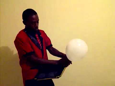 Amazing mr fresh the magician,  dove balloon