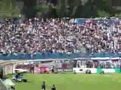 "Hinchada Los Cruzados" Barra: Los Cruzados • Club: Universidad Católica • País: Chile