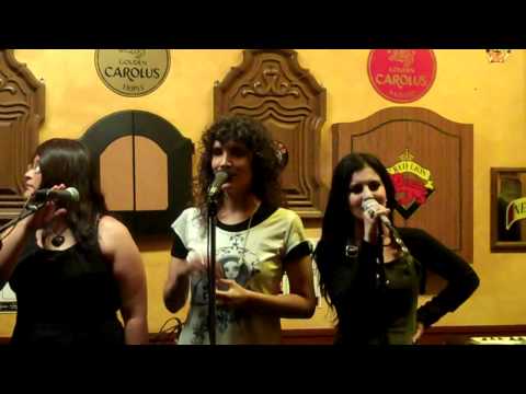 Cuarteto Nausicaa "Fly me to the moon" en El Red Pub II.