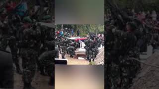 Download lagu story wa tni ,keren tradisi pemakaman tni mp3 Download lagu story wa tni ,keren tradisi pemakaman tni mp3