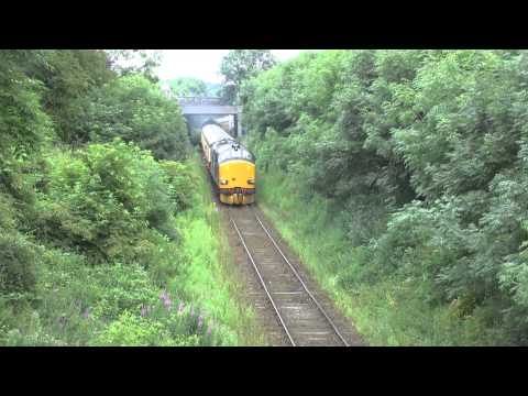DRS 37218 Thrash out of Leyburn with GBRf 66721 + DB Schenker 60091 20/07/2014