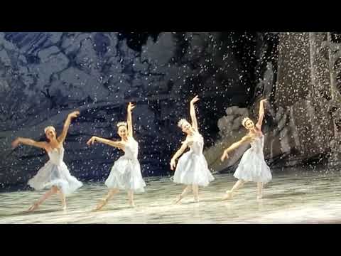 download lagu mp3 mp4 Nutcracker Philadelphia, download lagu Nutcracker Philadelphia gratis, unduh video klip Nutcracker Philadelphia