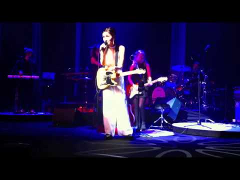 Laleh på Cirkus April 2012