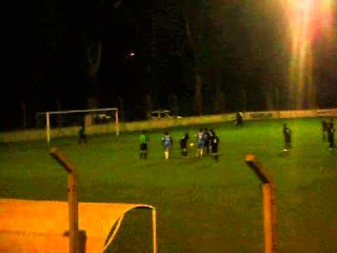Loma Negra 1 - Hinojo 0 - 2012 - Penal atajado a Salguero