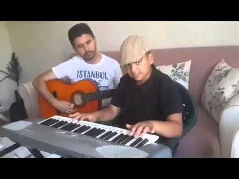 Jest Oldum - Mustafa Sandal - Gitar ve Org ile (Müzik ve Otizm)